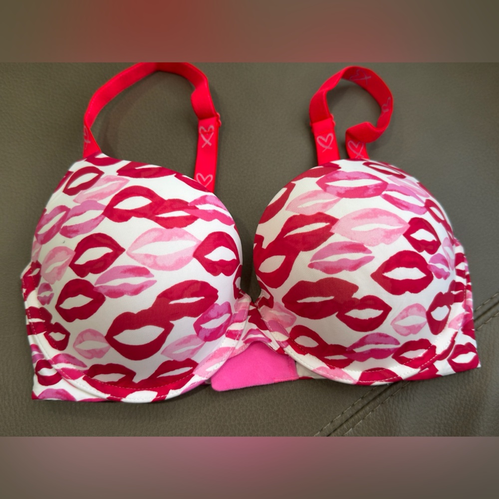 Victoria's Secret Pink and Red Heart Strap Bra